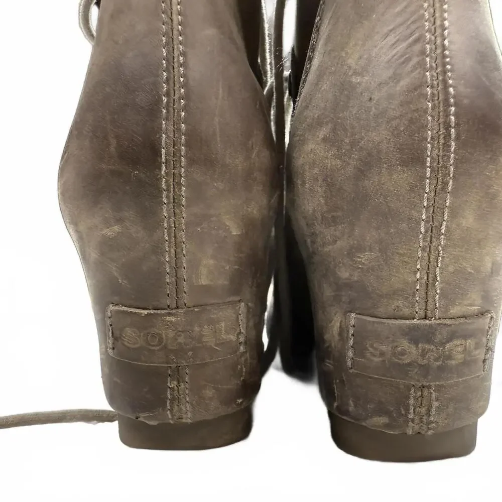 Sorel Women's Tan Brown Leather Wedge Joan of Arc Boots size‎ 10